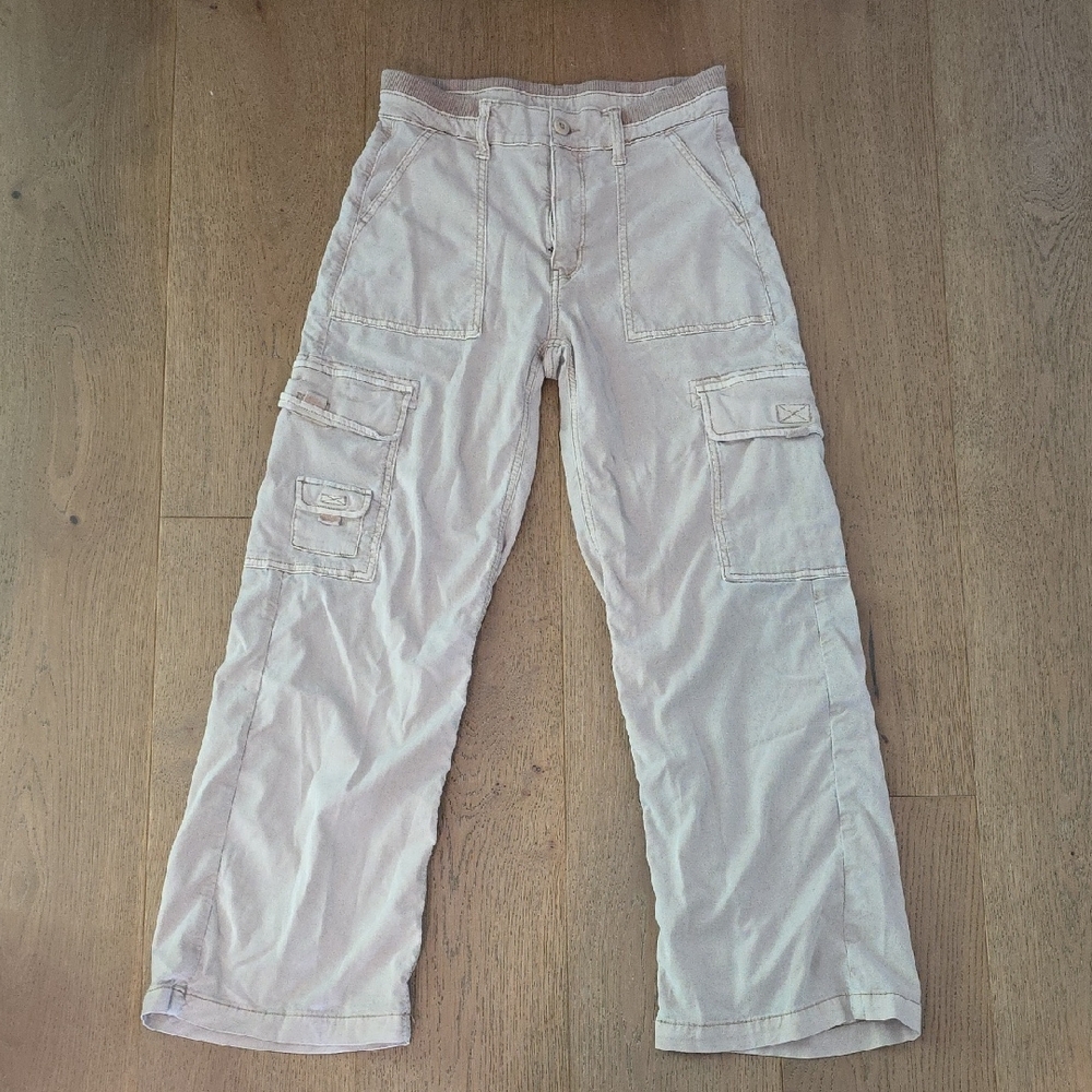 American Eagle Outfitters Light Tan Stretch Pants